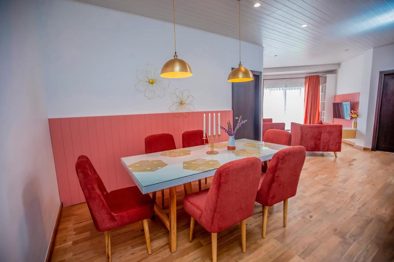 The Breeze Luxury Apartment Nuwara Eliya Esterno foto