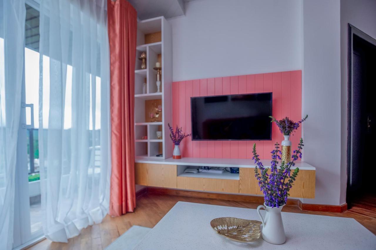The Breeze Luxury Apartment Nuwara Eliya Esterno foto